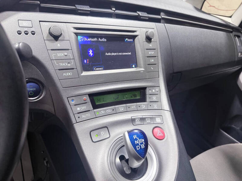 2013 Toyota Prius One