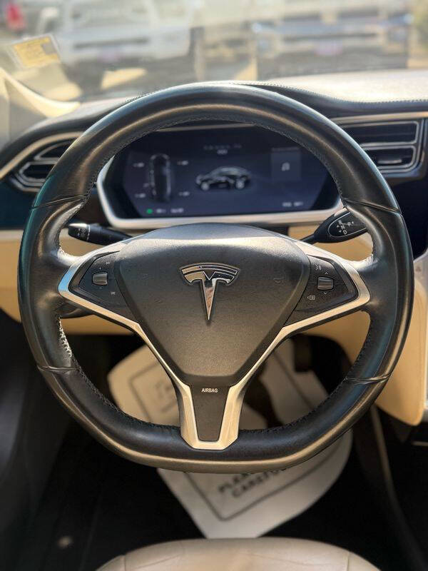 2013 Tesla Model S