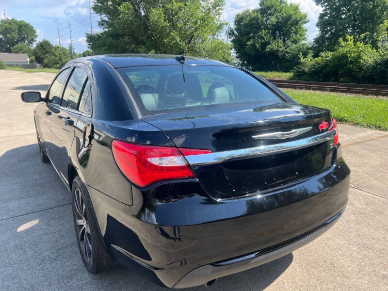 2014 Chrysler 200 Limited