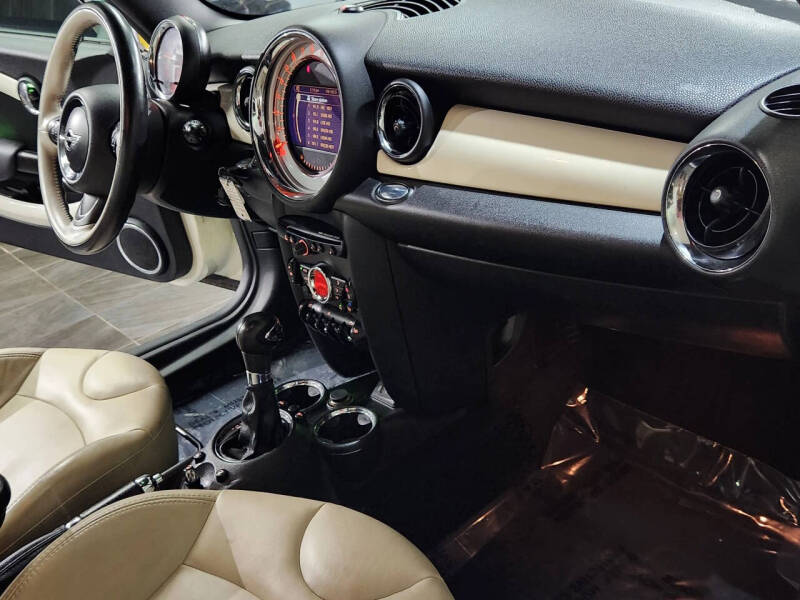 2014 MINI Clubman Cooper