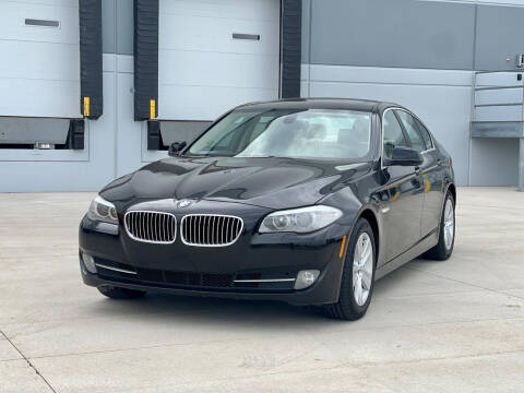 2011 BMW 5 Series for sale at Clutch Motors in Lake Bluff IL