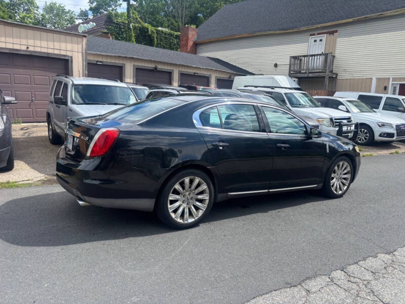 2009 Lincoln MKS