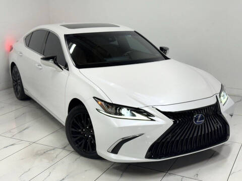 2021 Lexus ES 300h