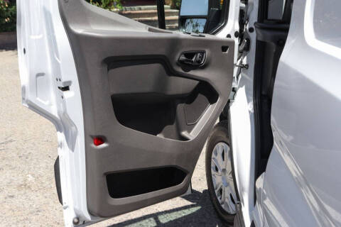 2023 Ford E-Transit