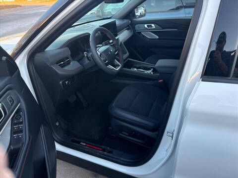 2025 Ford Explorer ST