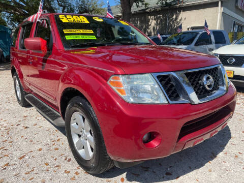 2010 Nissan Pathfinder LE