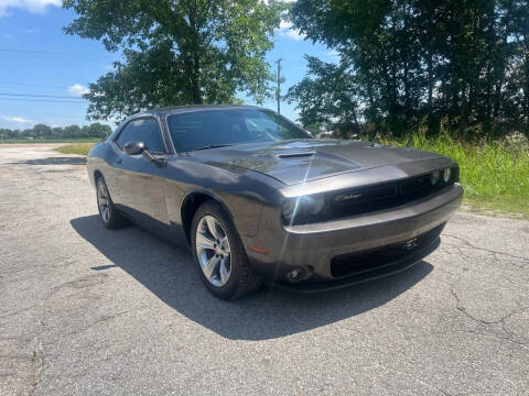 2015 Dodge Challenger SXT
