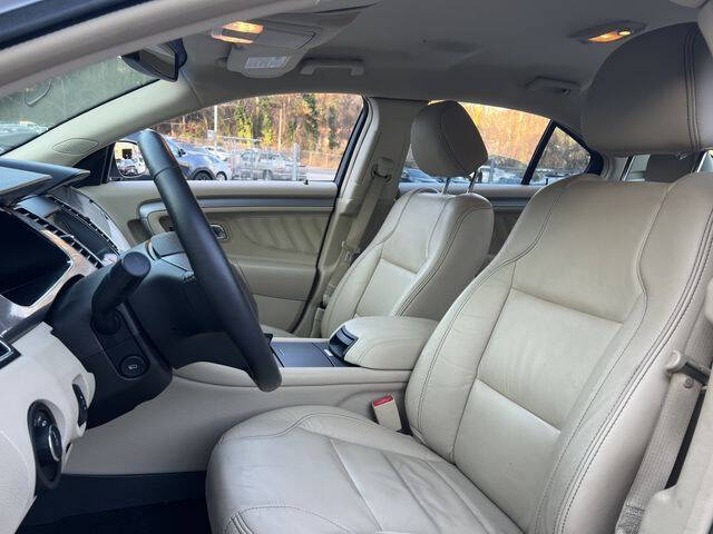 2016 Ford Taurus SEL