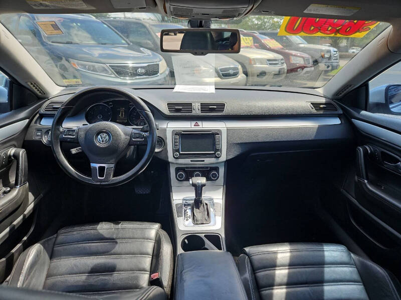 2010 Volkswagen CC Luxury