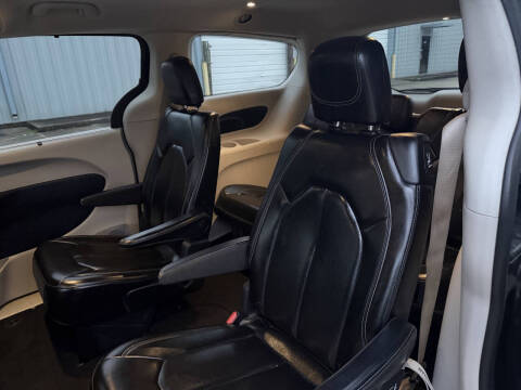 2020 Chrysler Voyager LXi