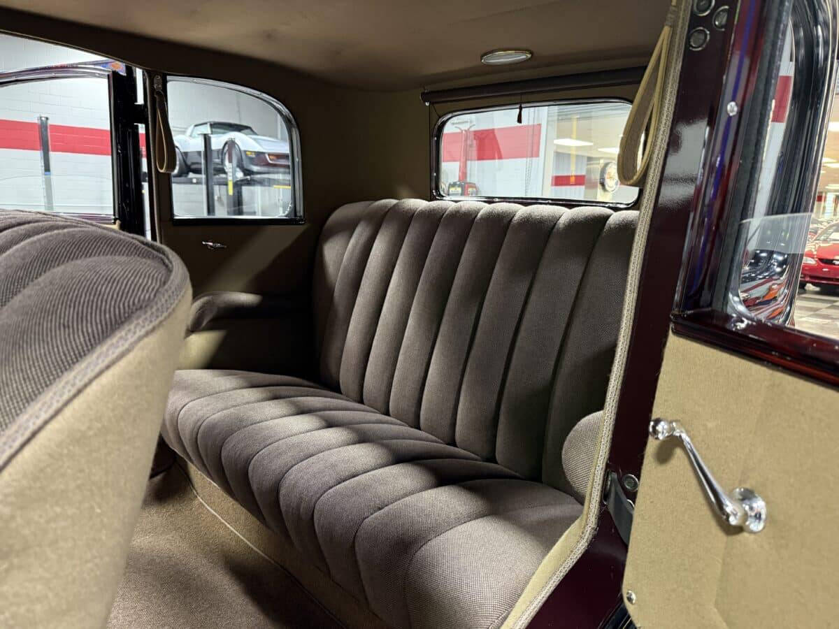 1932 Ford Model 18 38