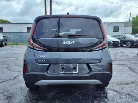 2023 Kia Soul LX
