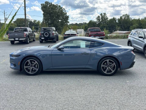 2025 Ford Mustang EcoBoost