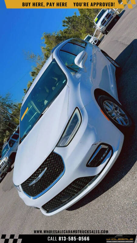 2021 Chrysler Pacifica Touring L's photo