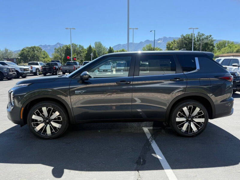 2026 Mitsubishi Outlander PHEV SE