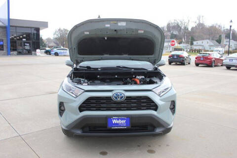 2020 Toyota RAV4 Hybrid XLE