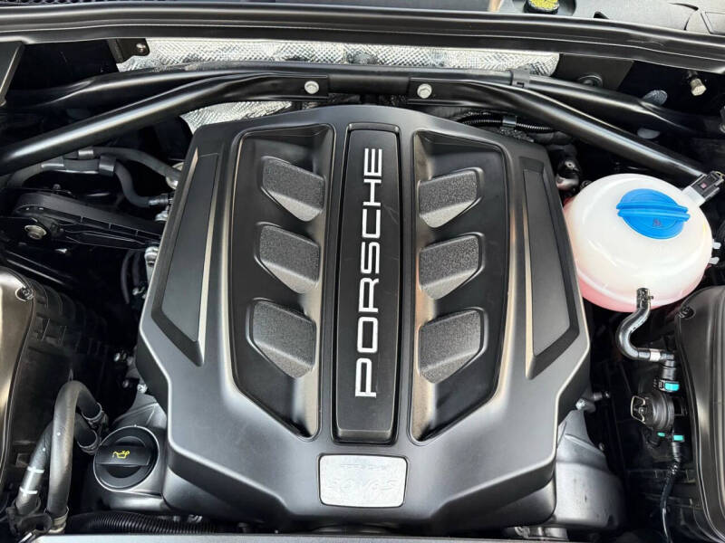 2016 Porsche Macan S