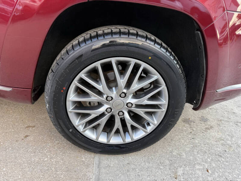 2017 Jeep Grand Cherokee Summit