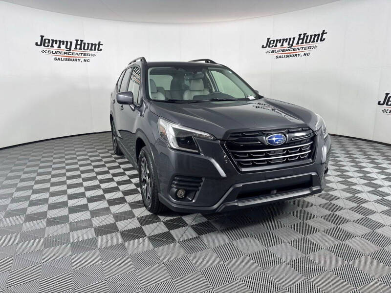 2024 Subaru Forester Premium