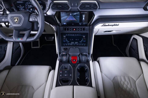 2024 Lamborghini Urus S