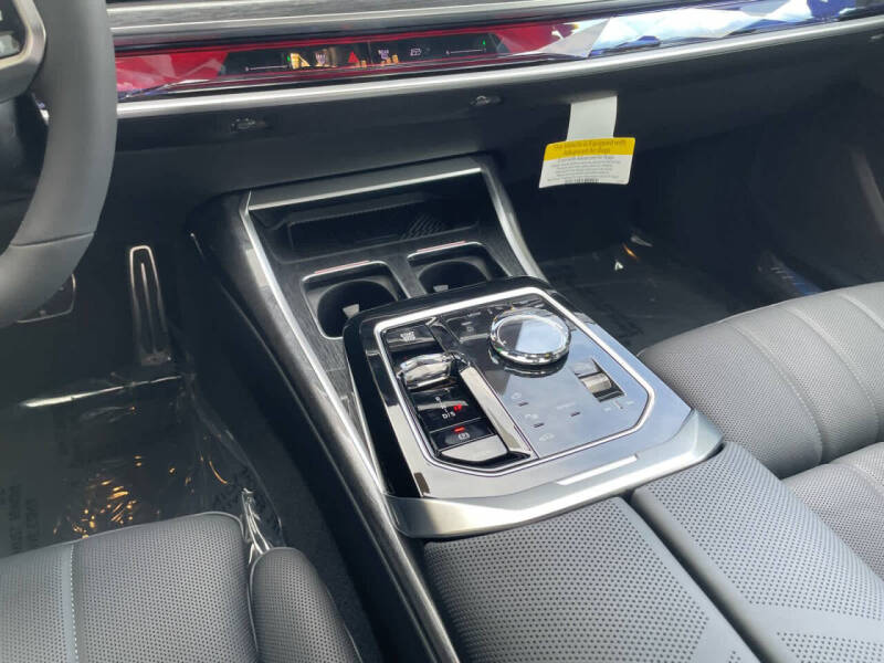 2026 BMW 7 Series 750e xDrive