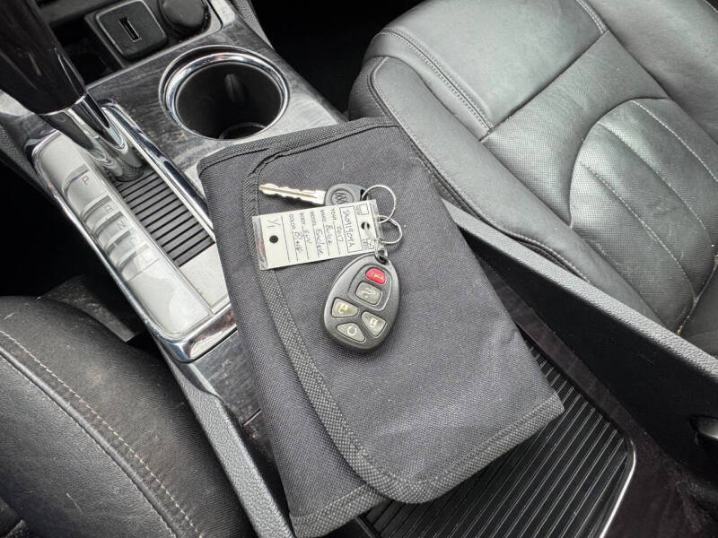 2017 Buick Enclave Leather