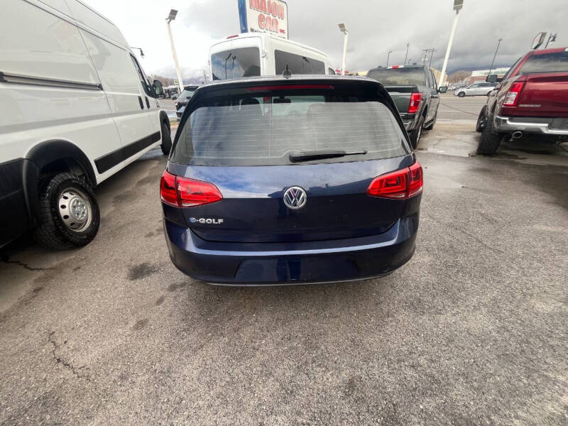 2016 Volkswagen e-Golf SE