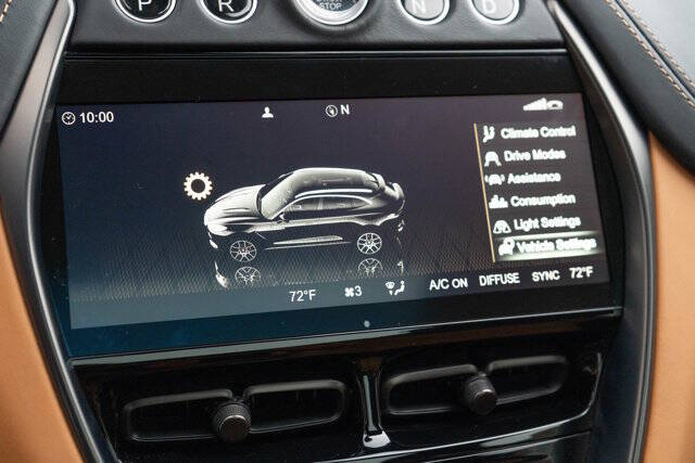 2024 Aston Martin DBX 707