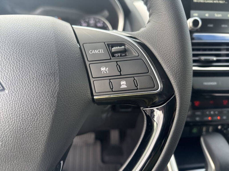 2026 Mitsubishi Eclipse Cross SE