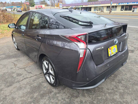 2018 Toyota Prius Four Touring
