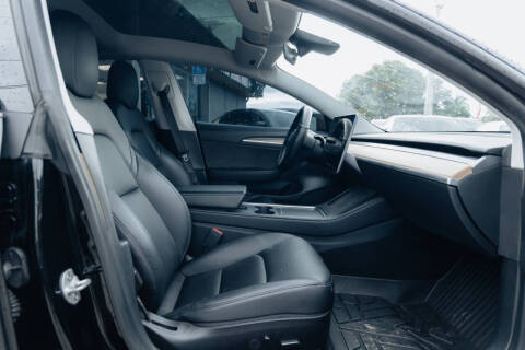 2021 Tesla Model 3 Standard Range Plus