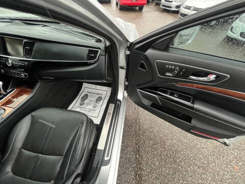 2015 Kia K900 Luxury