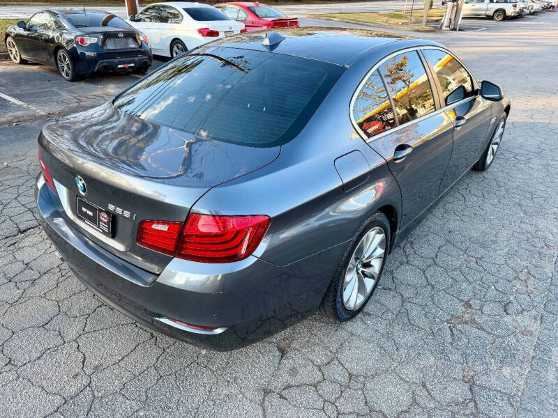 2016 BMW 5 Series 528i