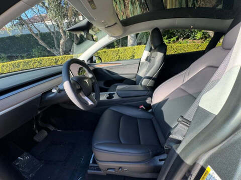 2024 Tesla Model Y Long Range