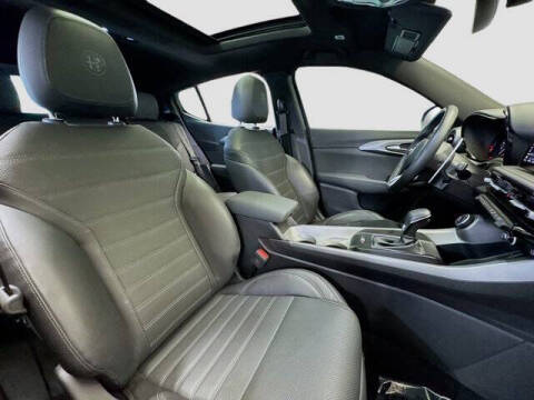 2024 Alfa Romeo Tonale Hybrid Ti