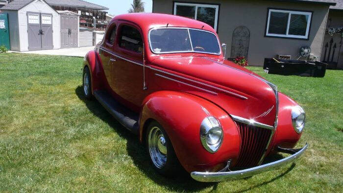 1939 Ford Deluxe