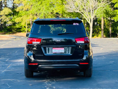 2015 Kia Sedona LX