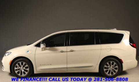 2021 Chrysler Pacifica Hybrid Pinnacle