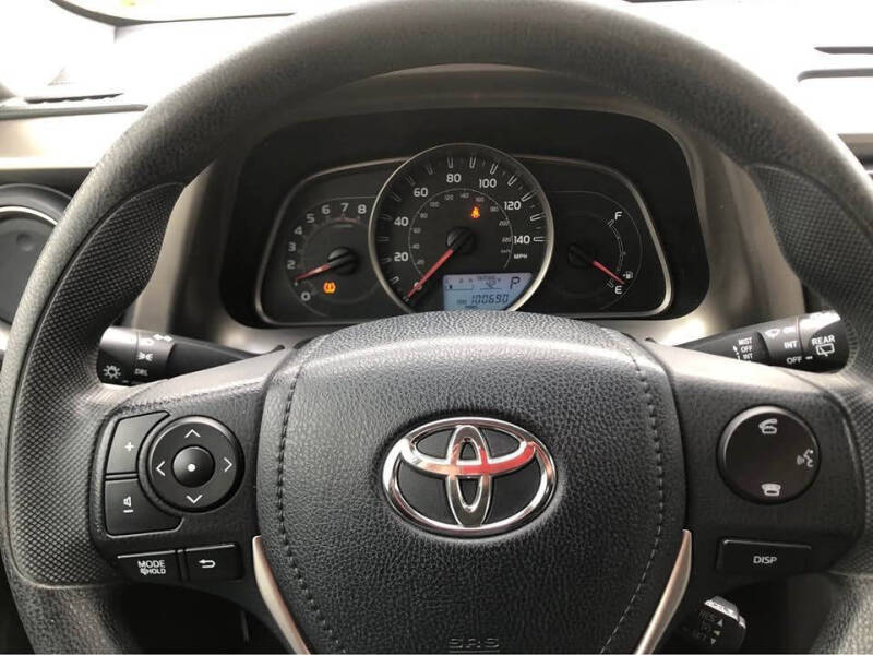 2014 Toyota RAV4 LE