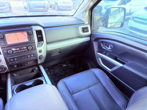 2019 Nissan Titan SV