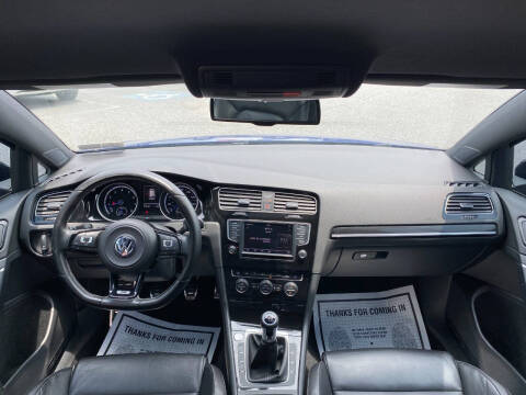 2016 Volkswagen Golf R 4Motion