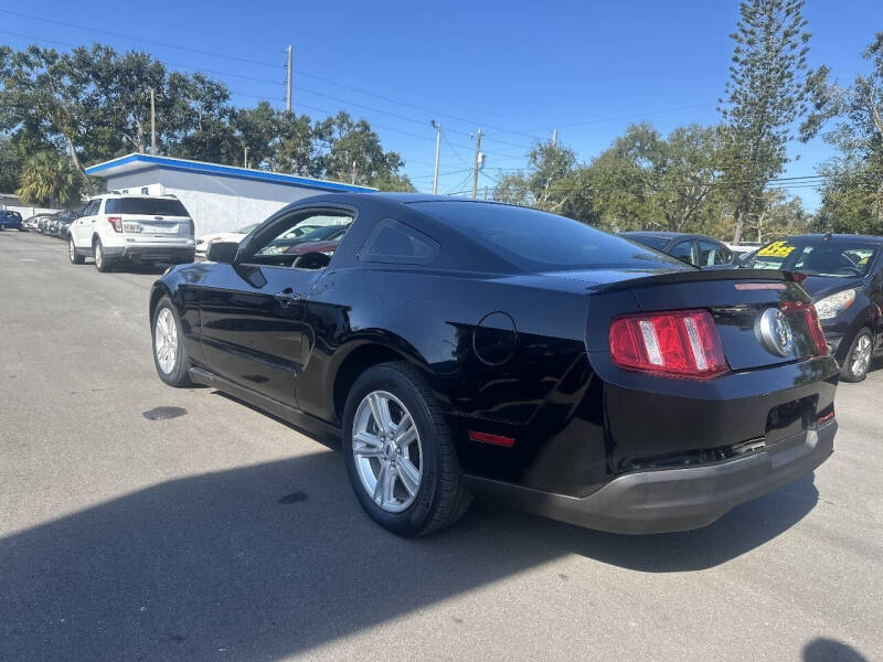 2010 Ford Mustang V6