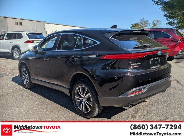 2022 Toyota Venza LE