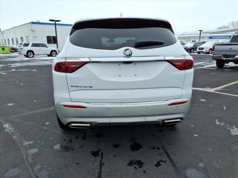 2024 Buick Enclave Premium