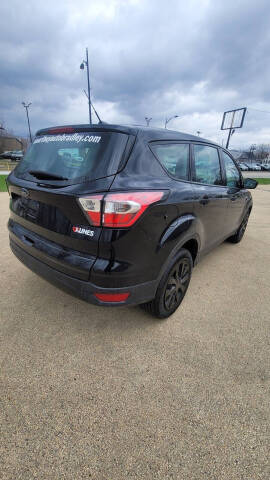 2017 Ford Escape S
