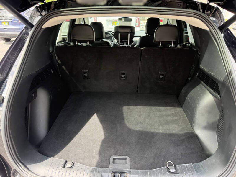 2021 Ford Escape SEL - Photo 11