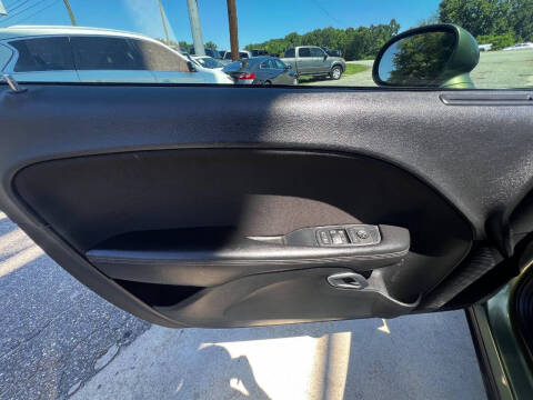 2018 Dodge Challenger SXT Plus