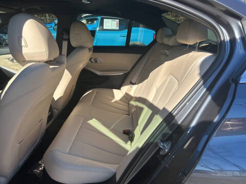 2022 BMW 3 Series 330i