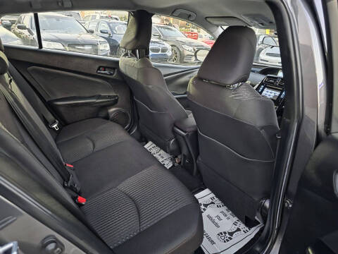 2018 Toyota Prius Two