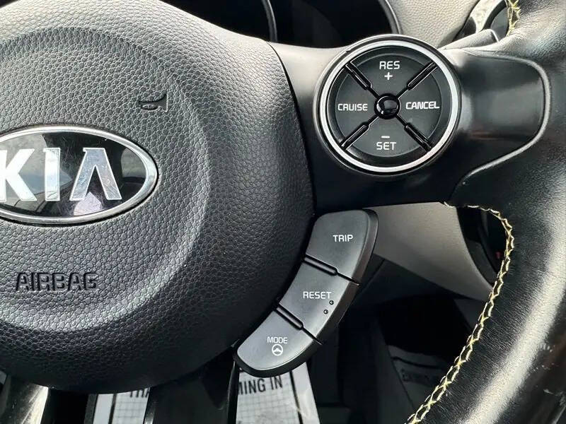 2016 Kia Soul +